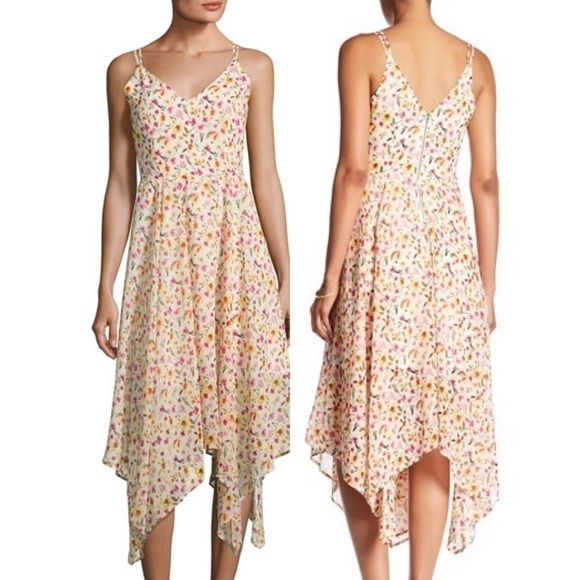 Romeo & Juliet Couture Handkerchief Hem Dress - Picture 2 of 7